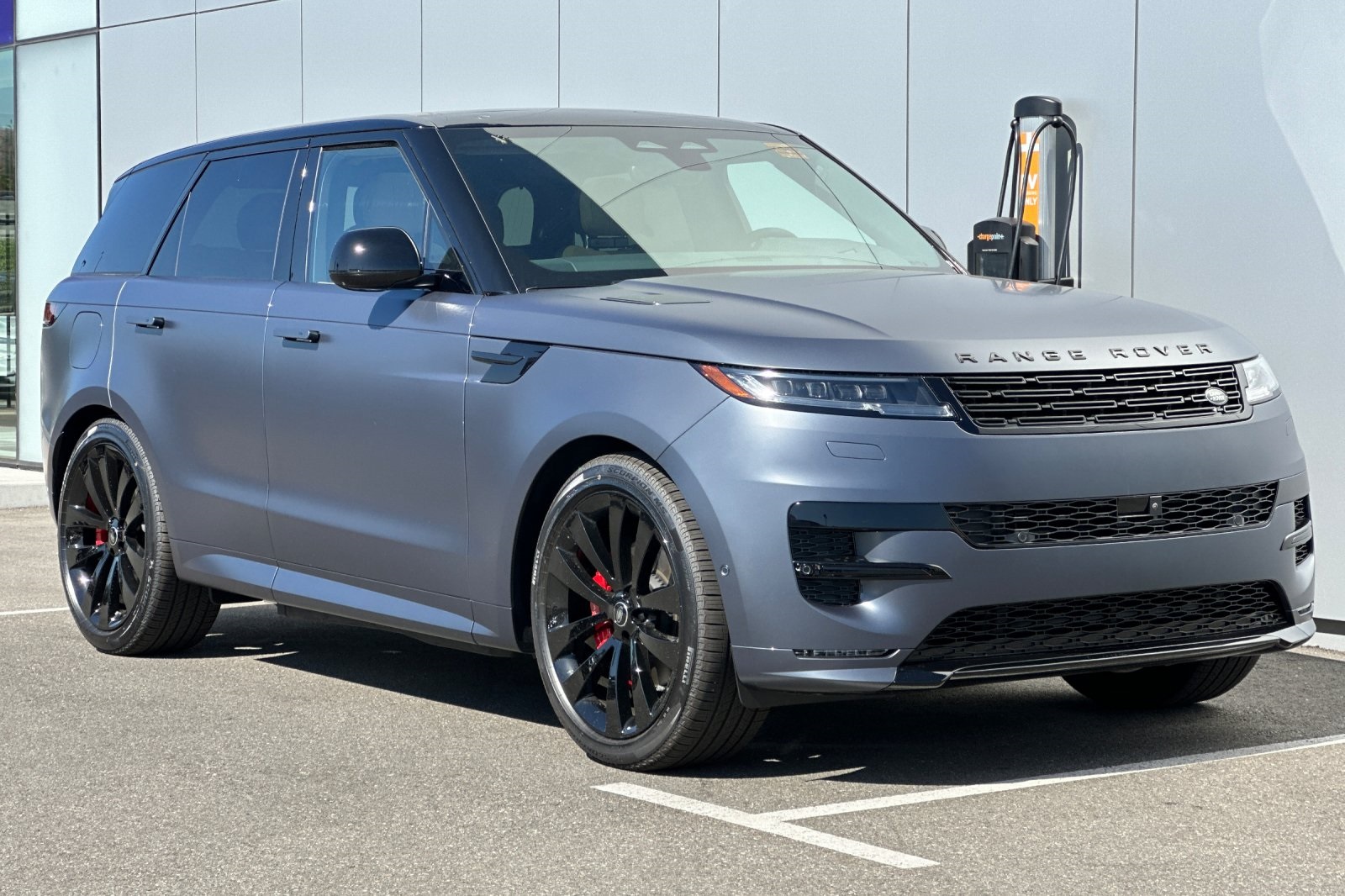 2025 Land Rover Range Rover Sport SE photo 7