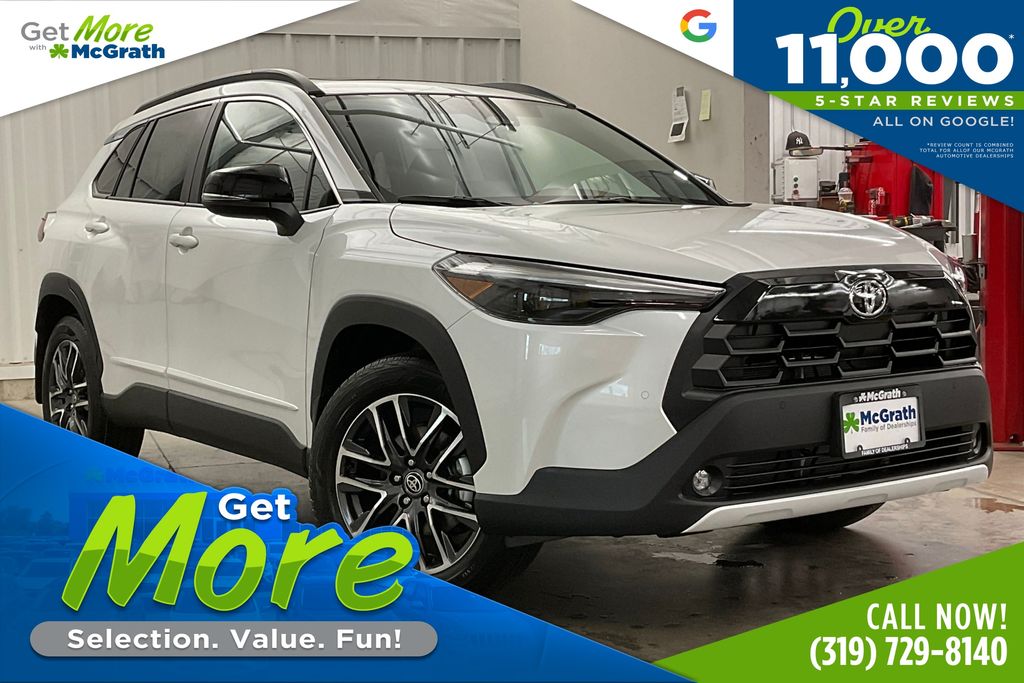 2026 Toyota Corolla Cross XLE's photo