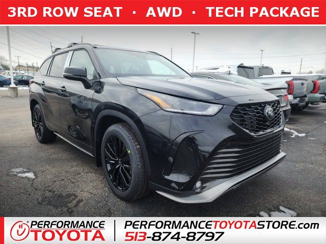 2026 Toyota Highlander XSE's photo