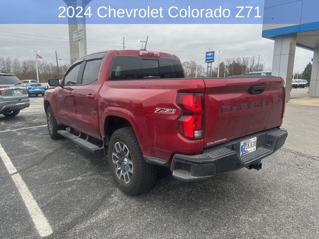 2024 Chevrolet Colorado Z71 photo 2
