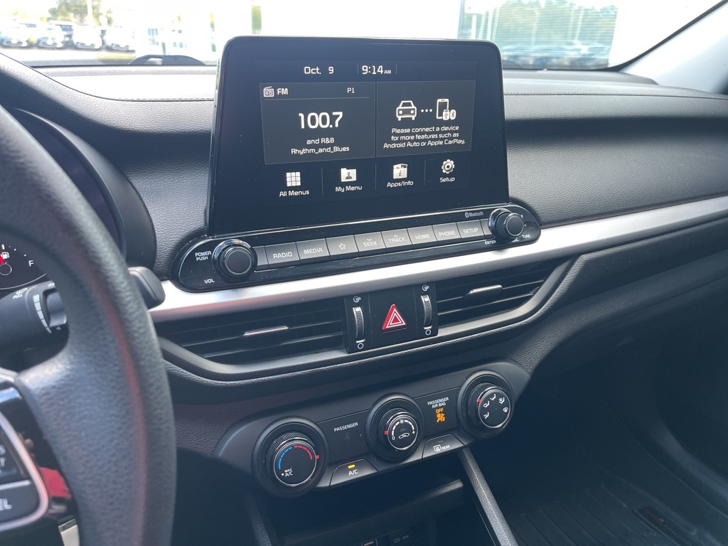 2020 Kia Forte FE photo 2