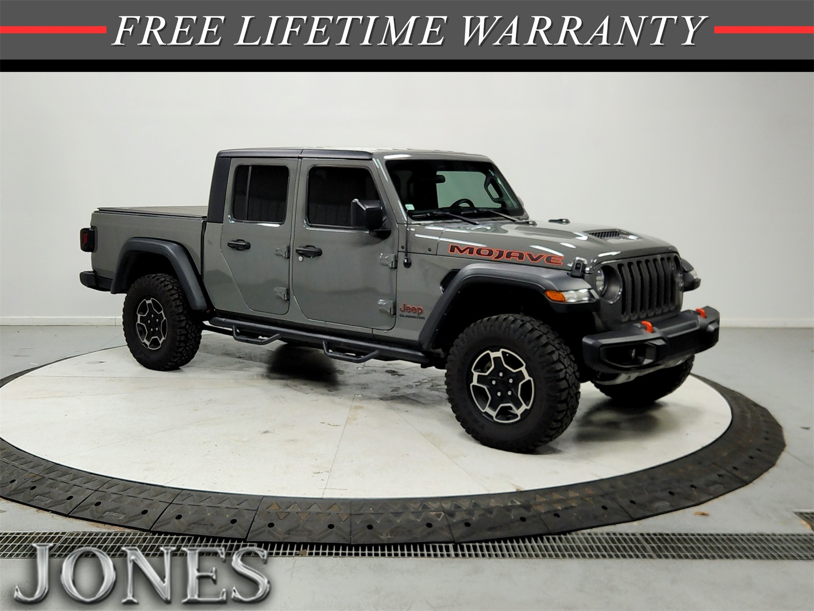 2021 Jeep Gladiator Mojave's photo