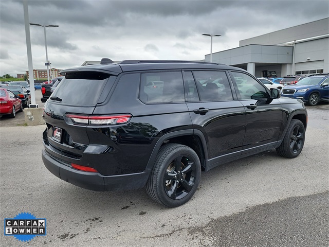 2024 Jeep Grand Cherokee Limited photo 2