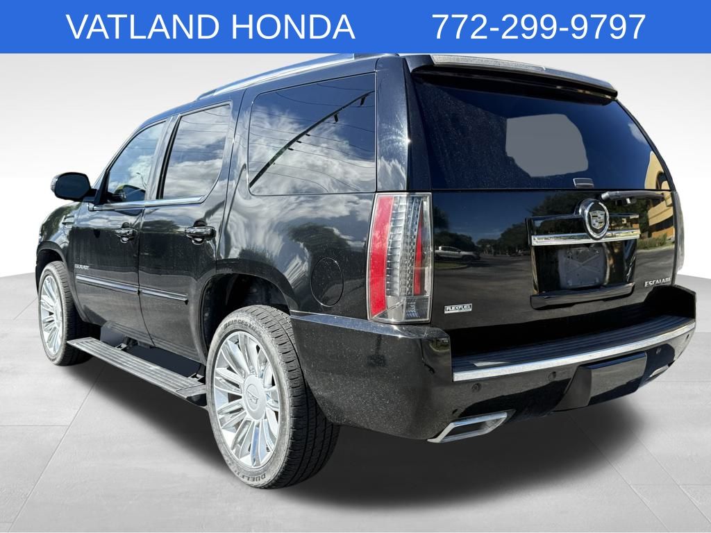 2012 Cadillac Escalade Premium photo 8