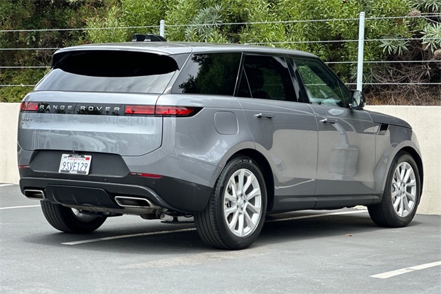2025 Land Rover Range Rover Sport P360 S photo 4