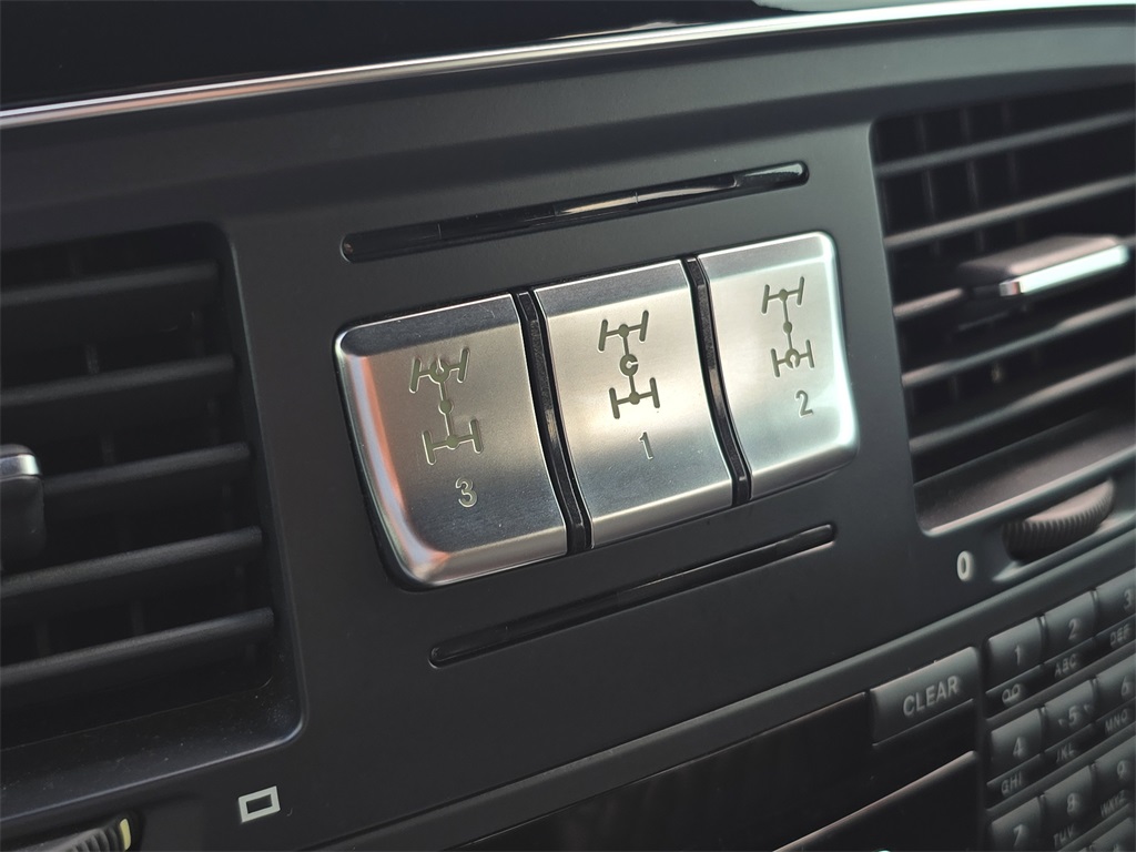 2016 Mercedes Benz G 63 photo 28