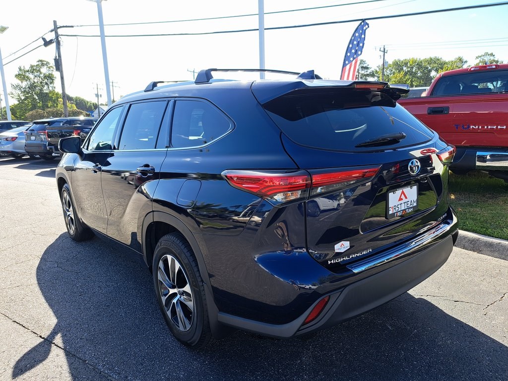 2020 Toyota Highlander XLE photo 7
