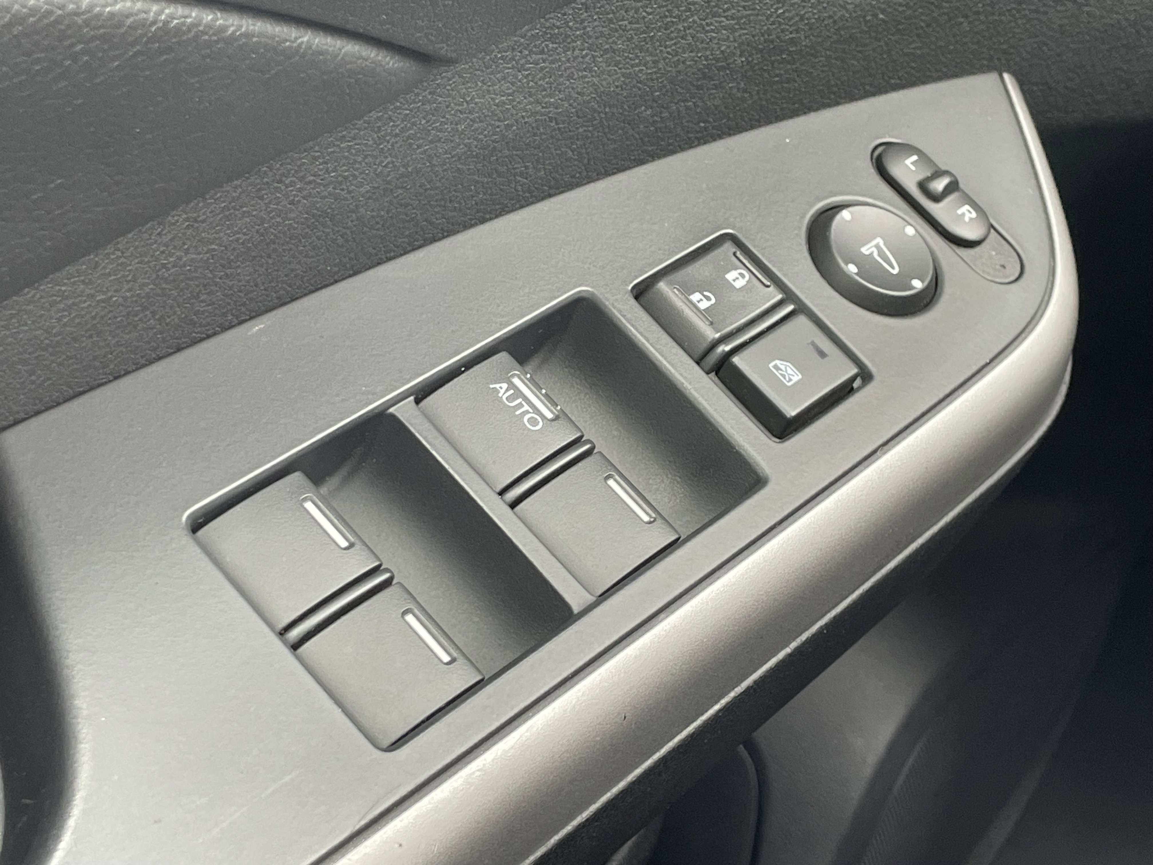 2014 Honda CR-V EX-L photo 4