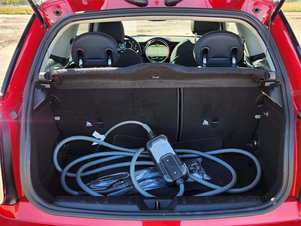 2024 Mini Cooper 2 Door Hardtop SE photo 10