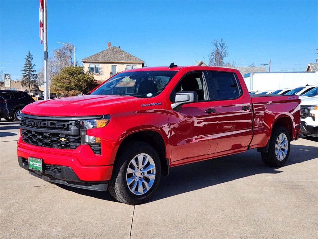 2024 Chevrolet Silverado 1500 Custom photo 6