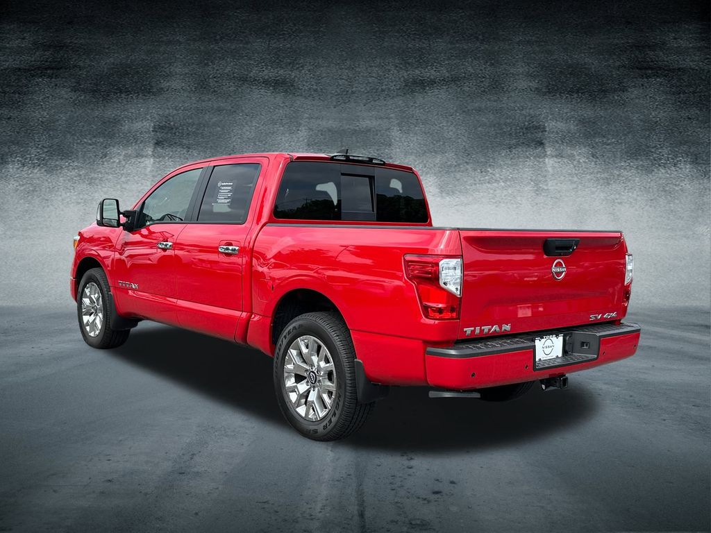 2024 Nissan Titan SV photo 2