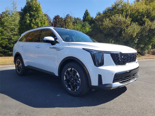 2026 Kia Sorento S photo 2