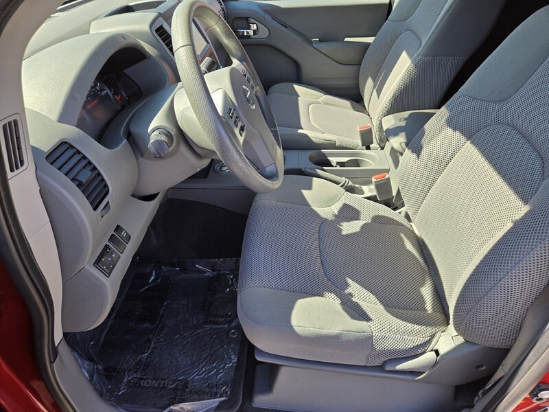 2021 Nissan Frontier SV photo 8