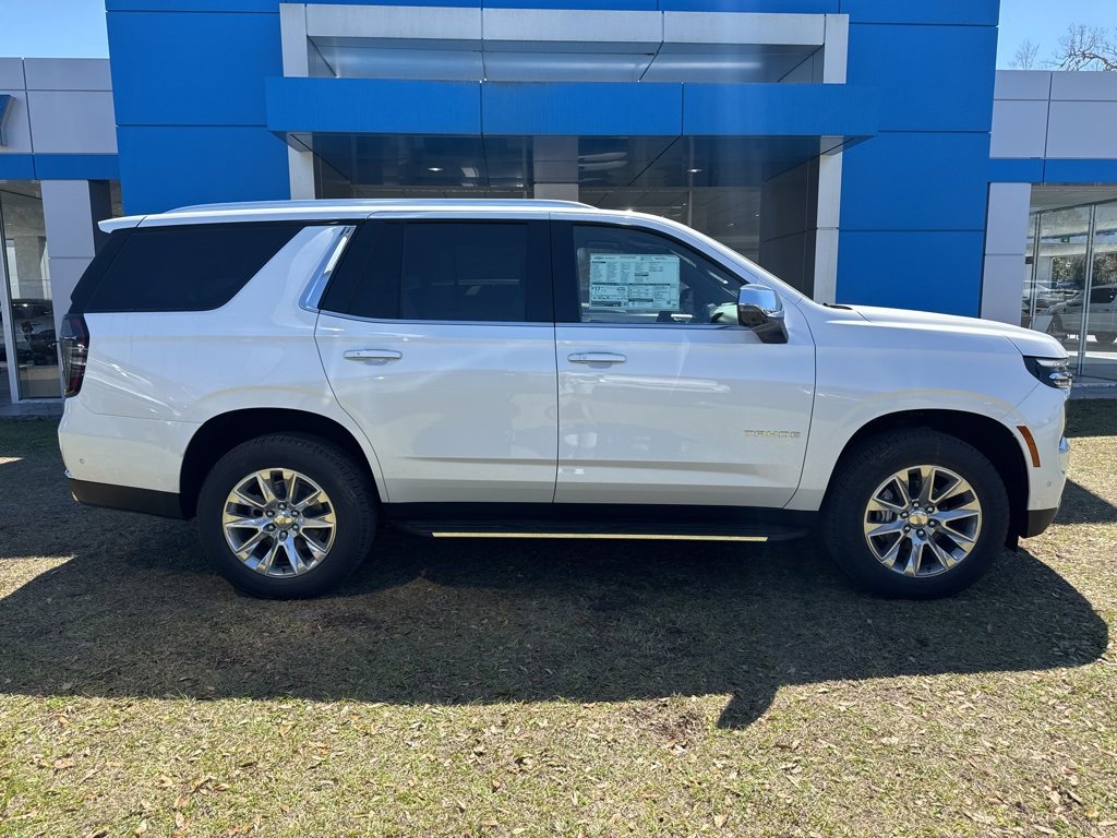 2025 Chevrolet Tahoe Premier photo 3