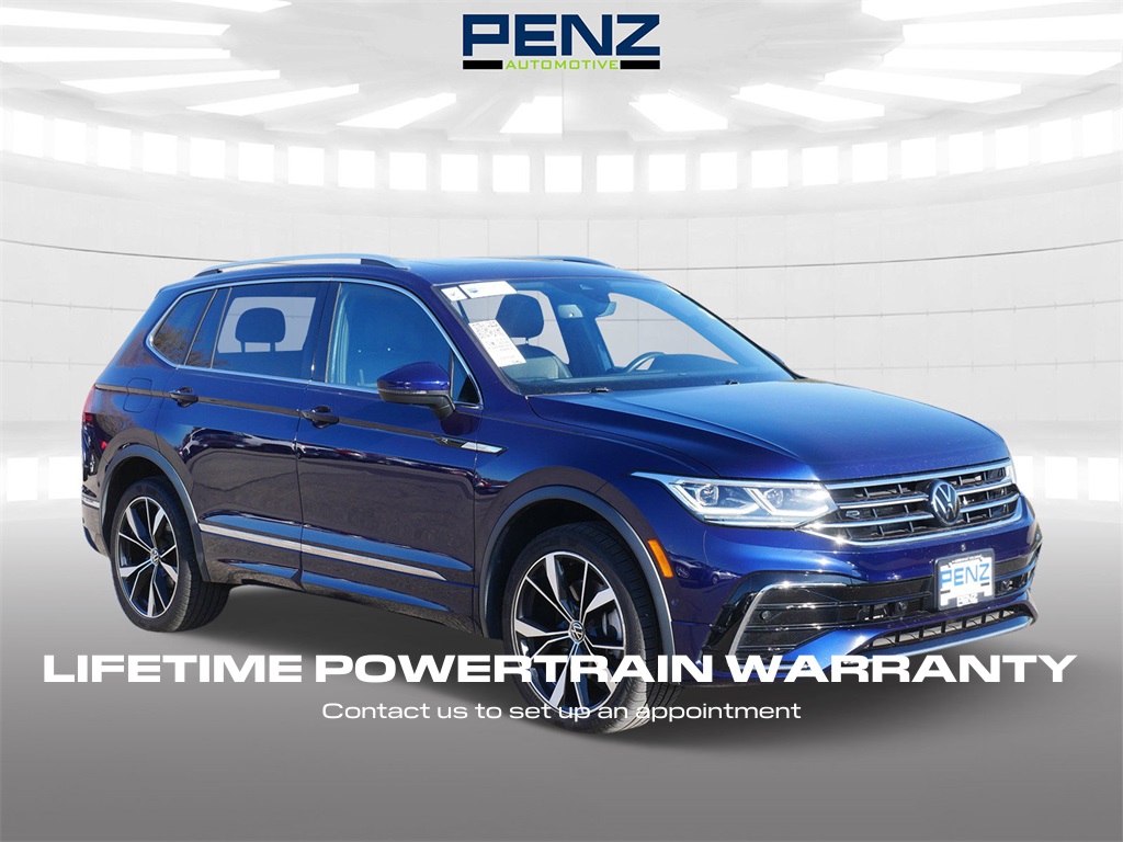 2022 Volkswagen Tiguan SEL R-LINE's photo