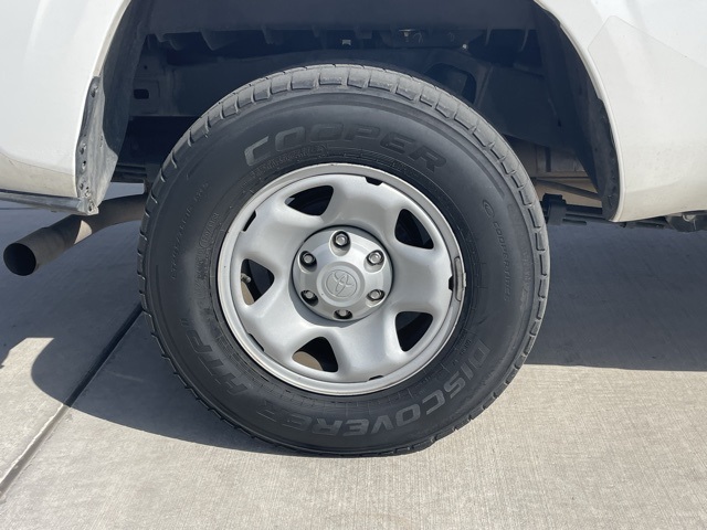 2022 Toyota Tacoma SR5 photo 4