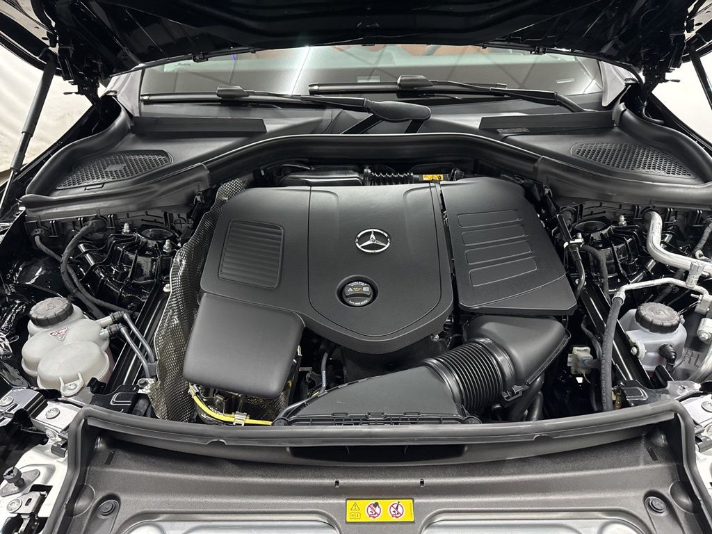 2026 Mercedes Benz GLC 300 photo 28