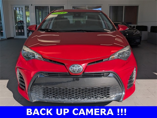 2019 Toyota Corolla L photo 2