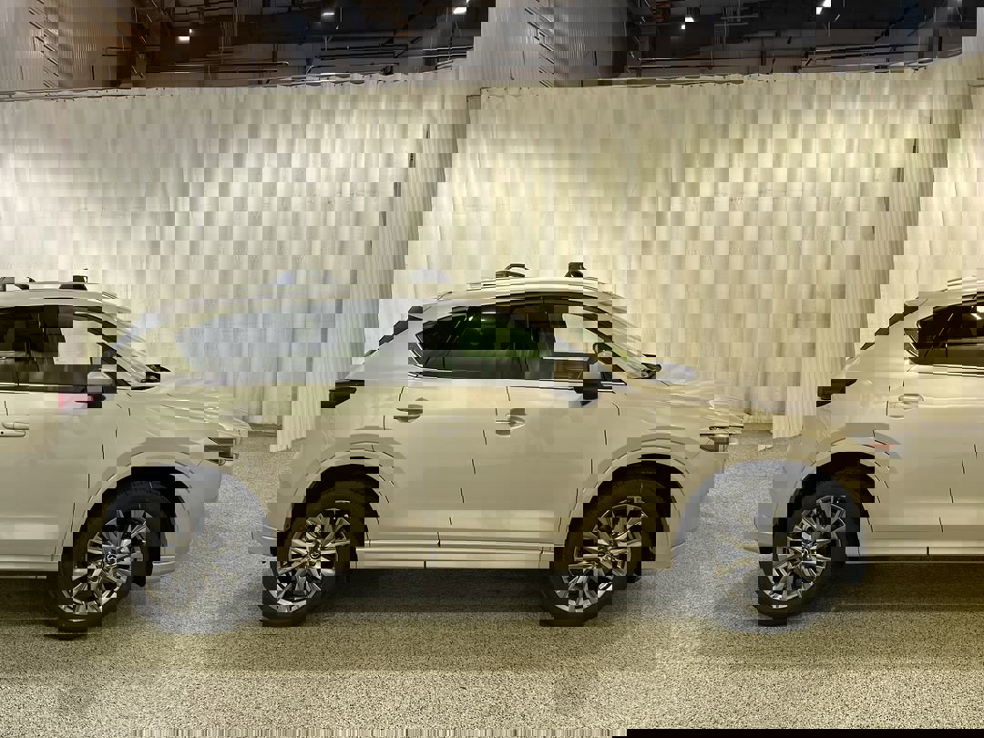 2025 Mazda CX-5 2.5 Premium Plus photo 3