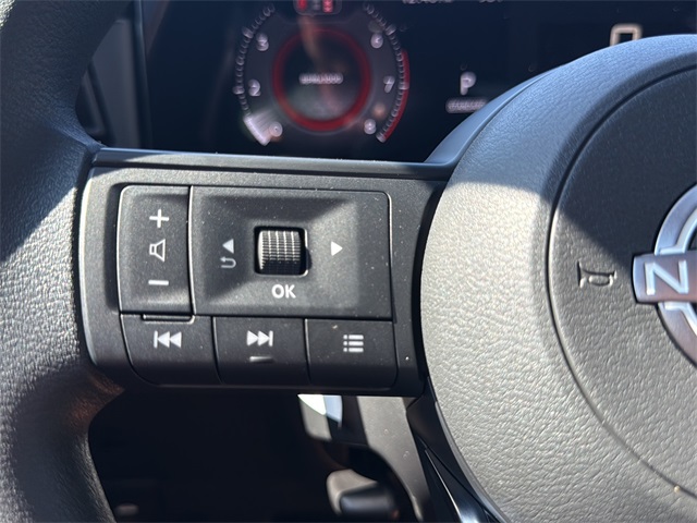 2026 Nissan Kicks SV photo 17