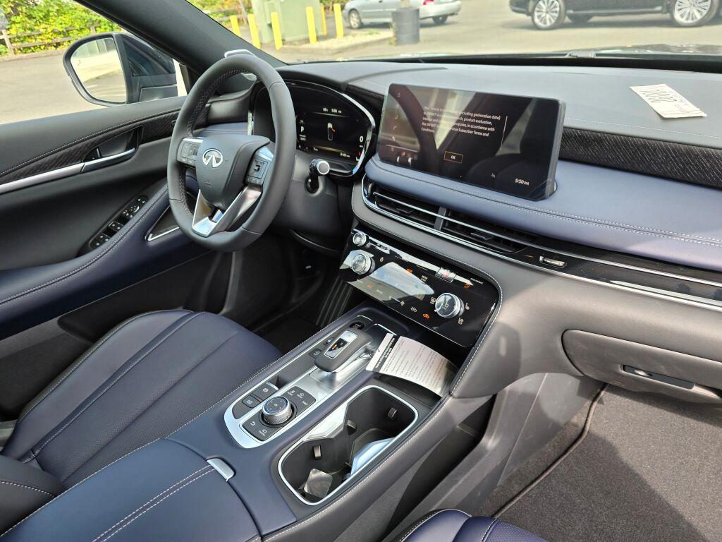 2026 Infiniti QX60 AWD photo 10