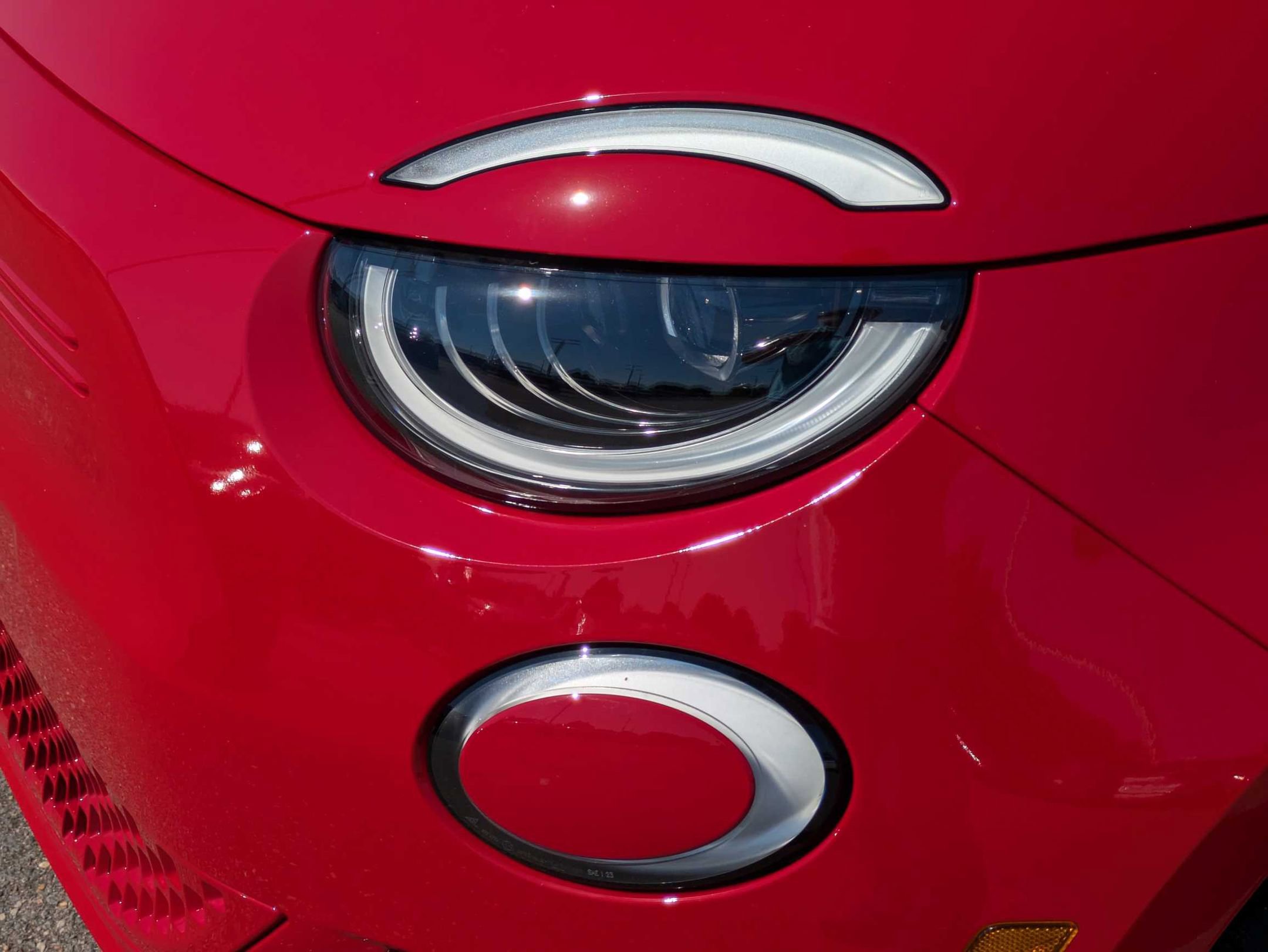 2024 Fiat 500e Red photo 21