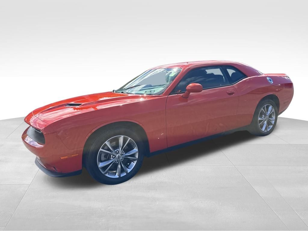 2022 Dodge Challenger SXT photo 3