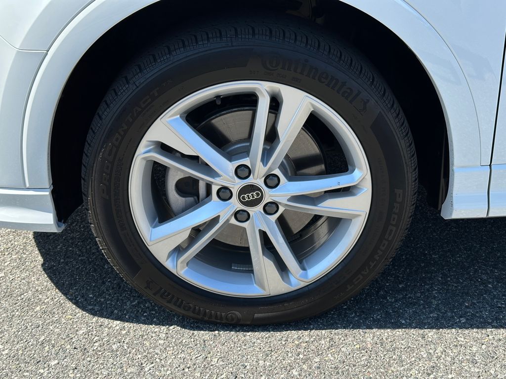 2023 Audi Q3 S line Premium Plus photo 28