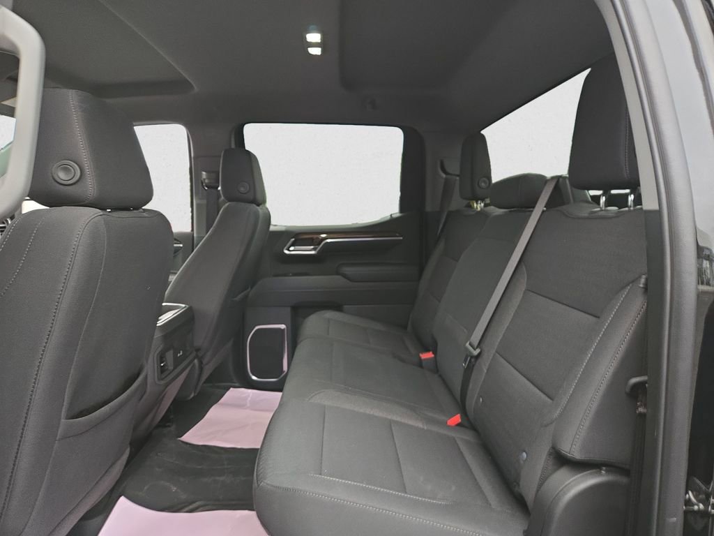 2025 Chevrolet Silverado 1500 RST photo 16