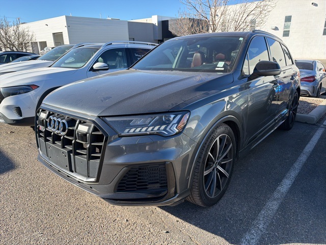 2020 Audi SQ7 Premium Plus's photo