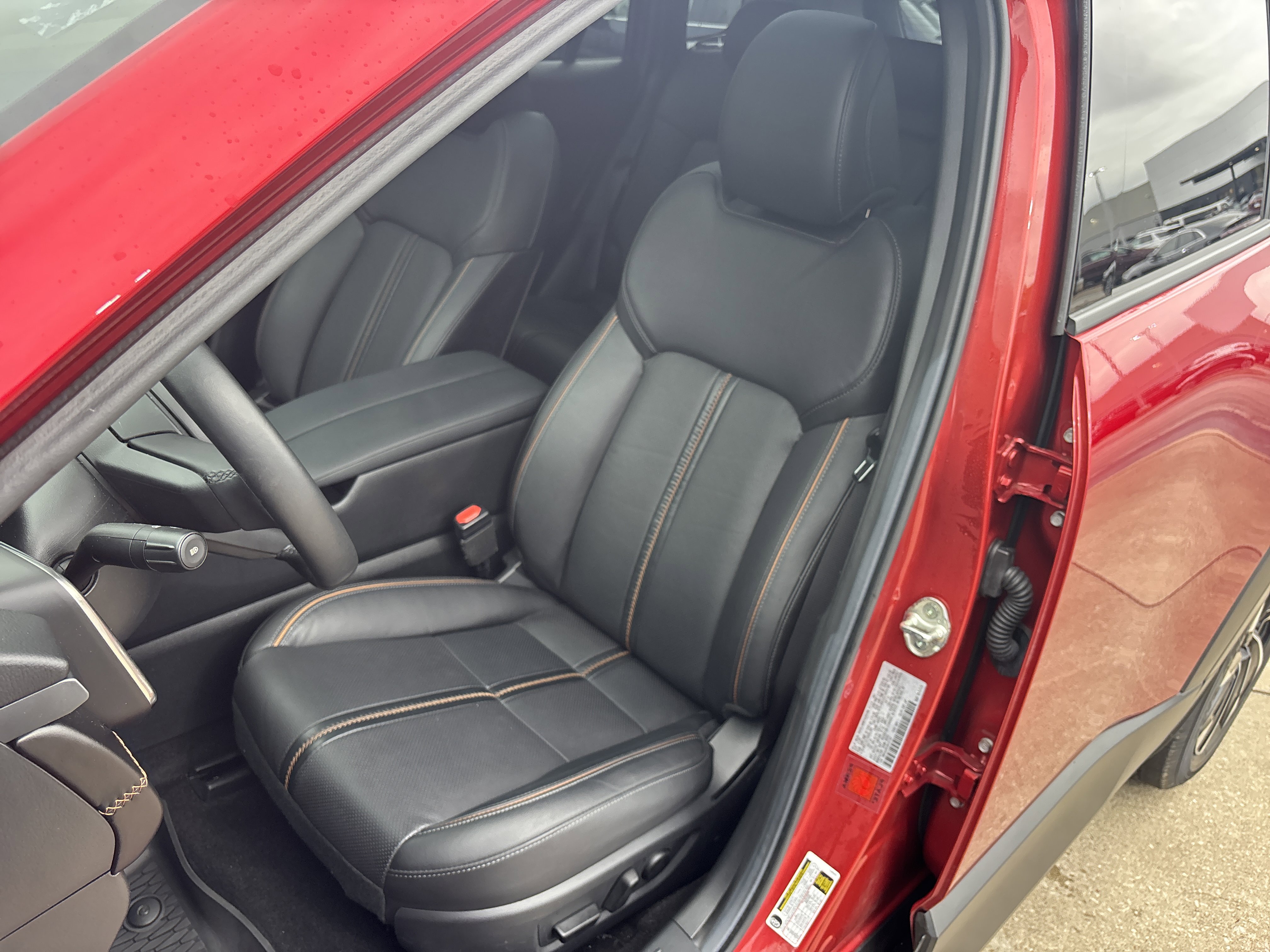 2025 Mazda CX-50 Premium Plus photo 4