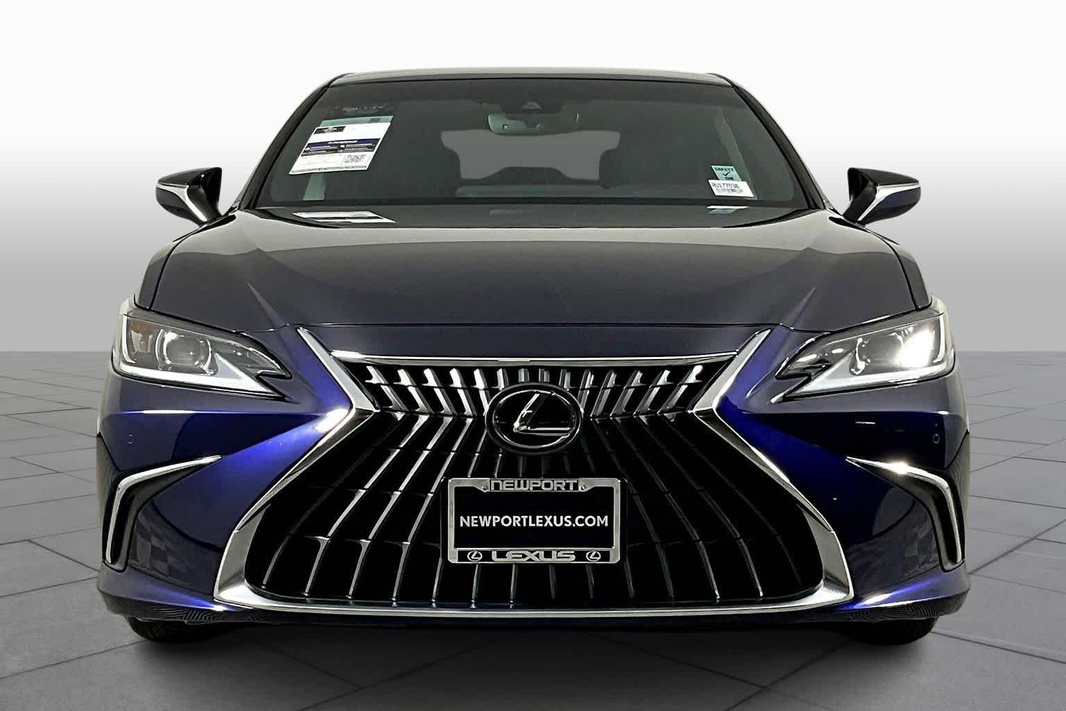 2024 Lexus ES 350 Premium photo 3