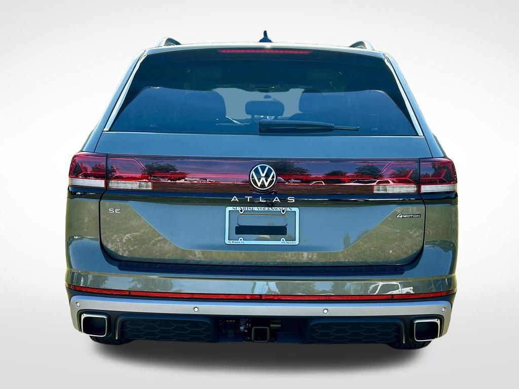 2025 Volkswagen Atlas Peak Edition SE photo 4