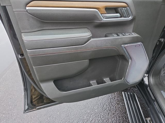 2024 Chevrolet Silverado 3500HD High Country photo 10