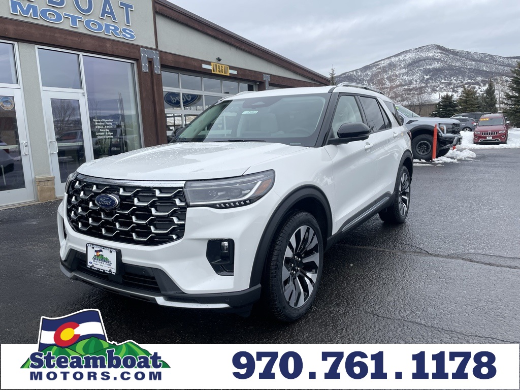 2026 Ford Explorer Platinum's photo