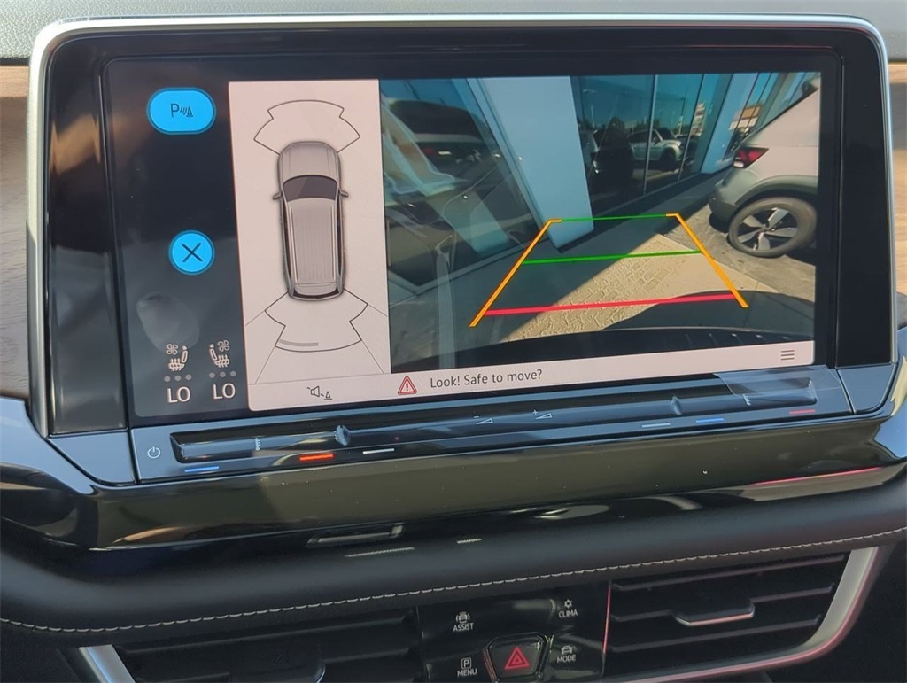2026 Volkswagen Atlas SE Technology photo 12