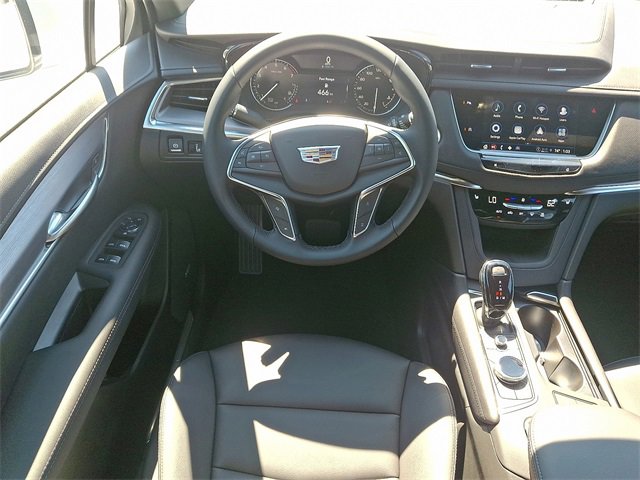 2025 Cadillac XT5 Luxury photo 11