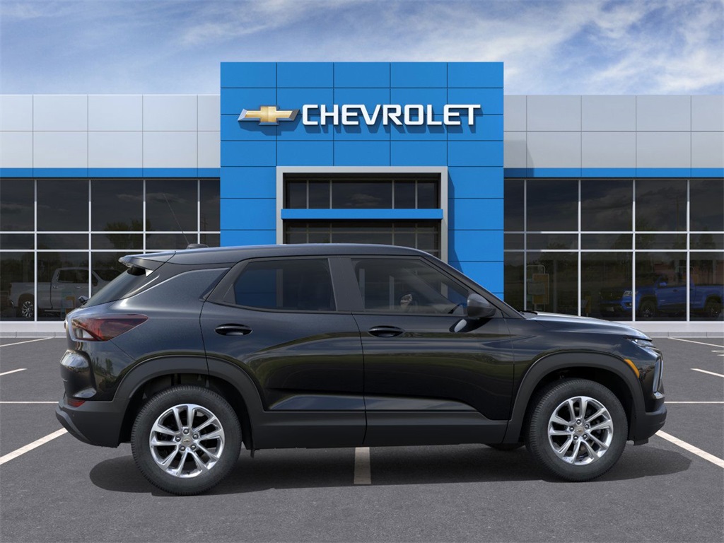 2026 Chevrolet Trailblazer LS photo 4