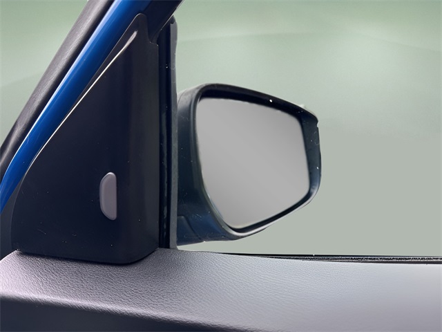 2021 Nissan Kicks S photo 17