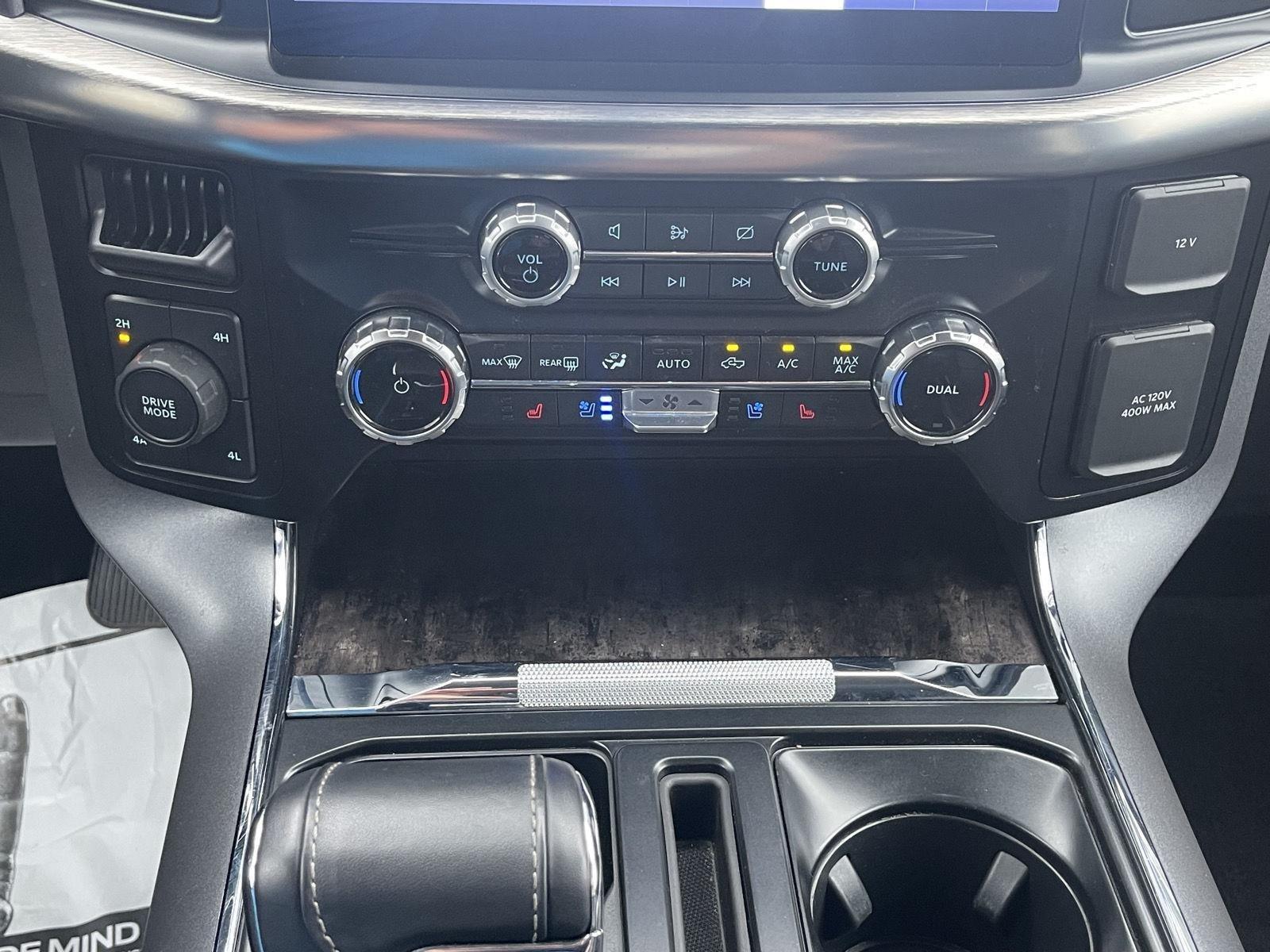 2023 Ford F-150 Lariat photo 31