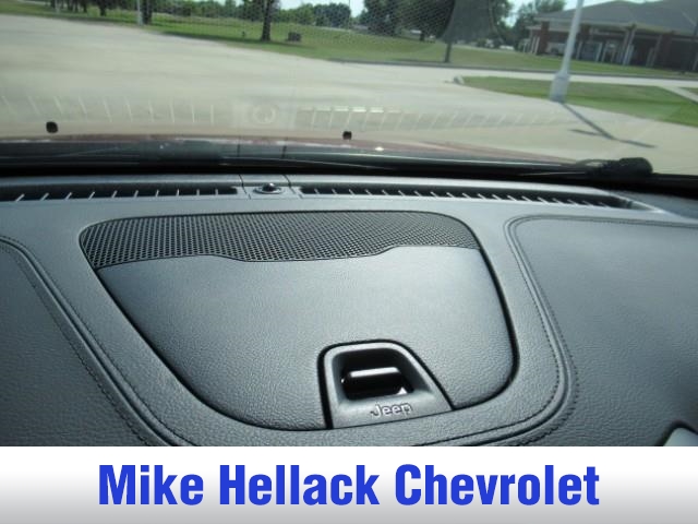 2021 Jeep Cherokee Altitude photo 22