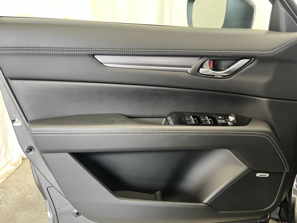 2025 Mazda CX-5 2.5 Premium Plus photo 9