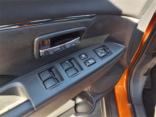 2025 Mitsubishi Outlander Sport ES SE LE photo 4