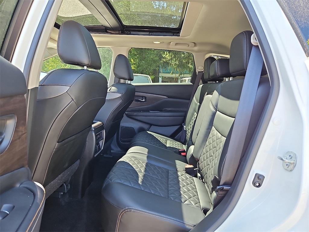 2023 Nissan Murano Platinum photo 10