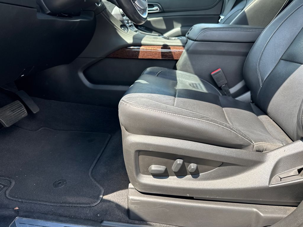 2020 Gmc Yukon SLT photo 9