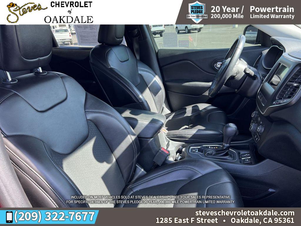2019 Jeep Cherokee Latitude photo 27