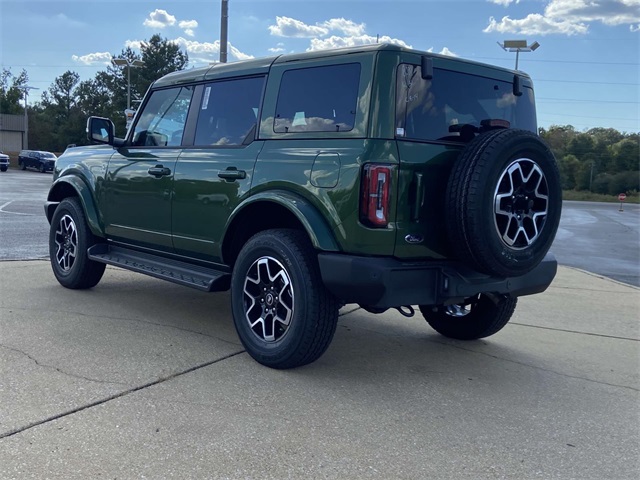 2025 Ford Bronco Outer Banks photo 3