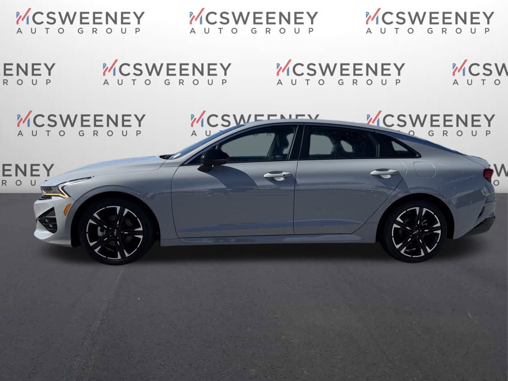 2022 Kia K5 GT-Line photo 2