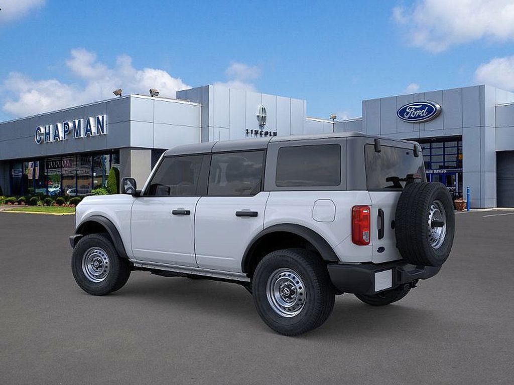 2025 Ford Bronco Base photo 2