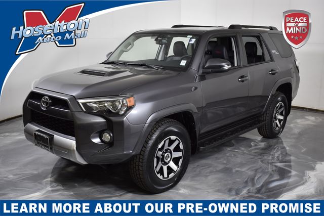 2019 Toyota 4Runner TRD Off-Road Premium's photo